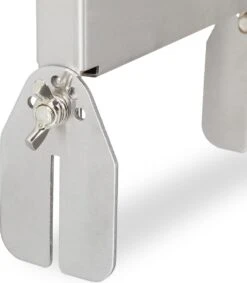 Relaxdays Ensemble De 2 Planches à Saumon Finlandais - Bois De Cèdre - Planche à Fumer Barbecue - Support Ovale - Pinces -Grill Feu Maison 1047x1200