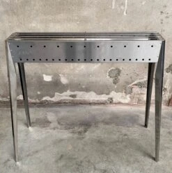 Spiedini Saté-bbq Java 80 - Barbecue à Charbon De Bois De Luxe à Double Paroi Avec Grille Horizontale Pour Satay Ou Autres Brochettes - 80 Cm De Long, 11 Cm De Large, 83 Cm De Haut - Matériau : Acier Inoxydable 19 Spiedini Saté-bbq Java 80 - Barbecue à Charbon De Bois De Luxe à Double Paroi Avec Grille Horizontale Pour Satay Ou Autres Brochettes - 80 Cm De Long, 11 Cm De Large, 83 Cm De Haut - Matériau : Acier Inoxydable -Grill Feu Maison 1192x1200