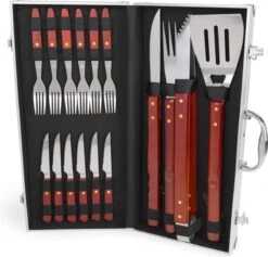 Collection BBQ Couverts De Barbecue En Acier Inoxydable Dans Un Coffret En Aluminium 18 Collection BBQ Couverts De Barbecue En Acier Inoxydable Dans Un Coffret En Aluminium -Grill Feu Maison 1200x1152 2