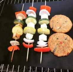 BBQ MAT Grill Mat - Zinaps Set De 3 BBQ Grill Tapis Réutilisable Téflon Tapis Antiadhésif Pour La Cuisson, Le Gril Et Réutilisable Planchas Barbecues Convient Pour Les Barbecues Au Charbon Et Barbecue électronique, Fours - (WK 02124) -Grill Feu Maison 1200x1186