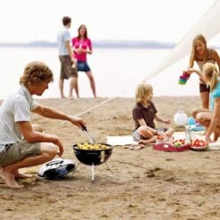 AG Mini Barbecue Ø 35cm - Barbecues à Charbon - Barbecue Kogelbarbecue - Klein Et Léger - Compact - Inox - 4-6 Personnes-Barbecue Rond - Incl. Couvercle - Barbecue Passe Partout -Grille De Ventilation Pour La Régulation De L'oxygène - Zwart -Grill Feu Maison 1200x1200 249