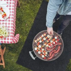 Tapis De Sol Pour Barbecue Relaxdays - Tapis De BBQ - 120 X 80 Cm - Tapis De Protection - Antidérapant - Anthracite -Grill Feu Maison 1200x1200 306