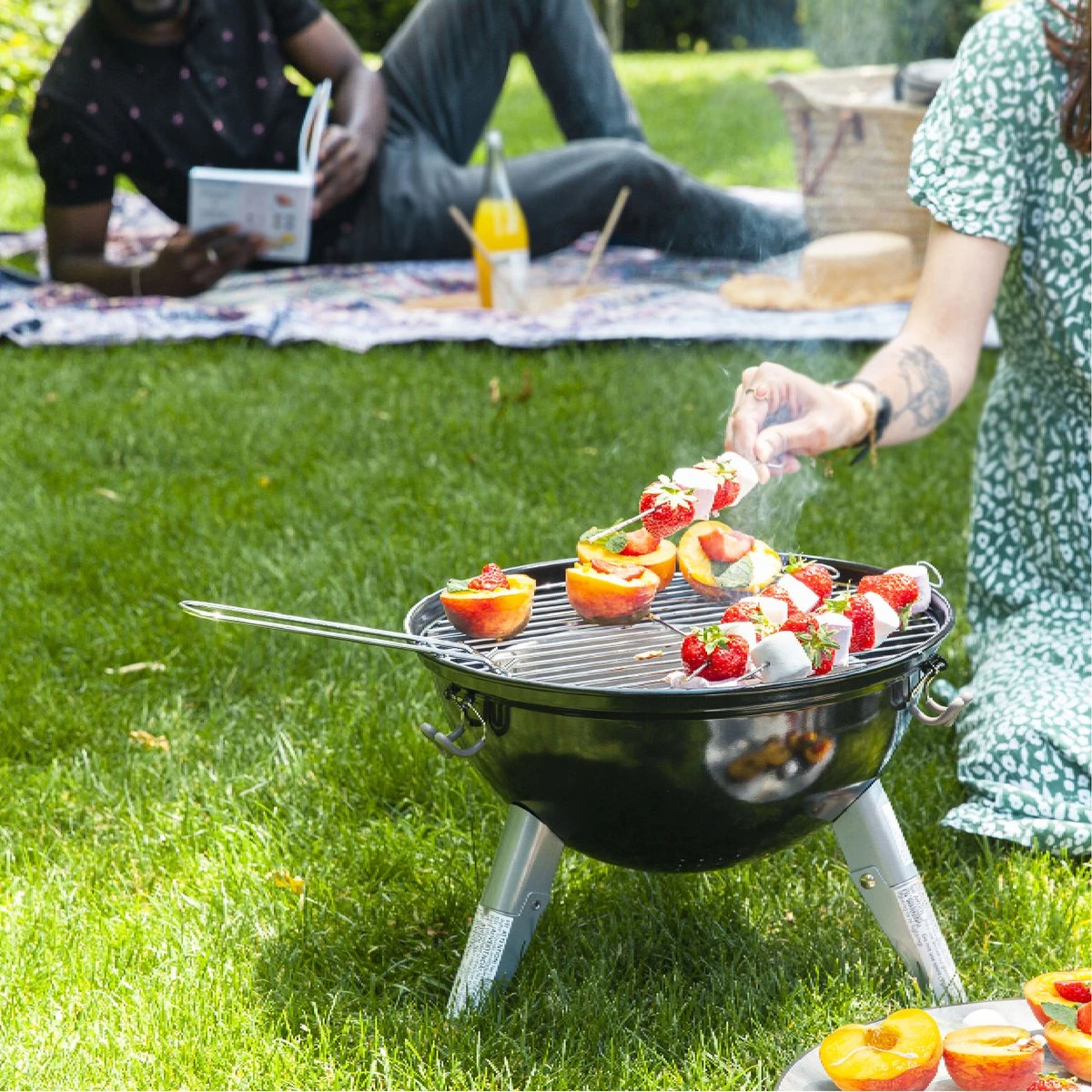 NATERIAL - Barbecue à Charbon Portable POENIX ALPHA II NOMAD - 4 Personnes - Ø37 Cm - H. 43,5 Cm - Acier émaillé - Zwart - Barbecue Pique-nique - Barbecue De Camping 7 NATERIAL - Barbecue à Charbon Portable POENIX ALPHA II NOMAD - 4 Personnes - Ø37 Cm - H. 43,5 Cm - Acier émaillé - Zwart - Barbecue Pique-nique - Barbecue De Camping – Image 7