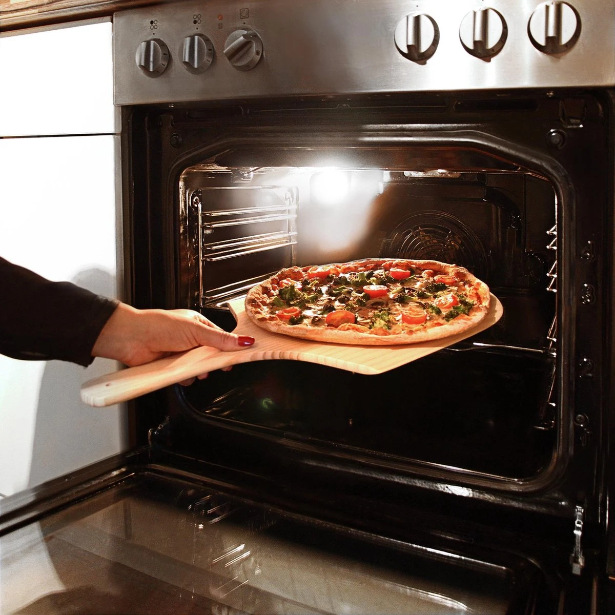 Relaxdays 2 X Pelle à Pizza Bois - Spatule à Pizza - Cuillère à Pain - Cuillère à Pizza - Ronde - Marron 3 Relaxdays 2 X Pelle à Pizza Bois - Spatule à Pizza - Cuillère à Pain - Cuillère à Pizza - Ronde - Marron – Image 3