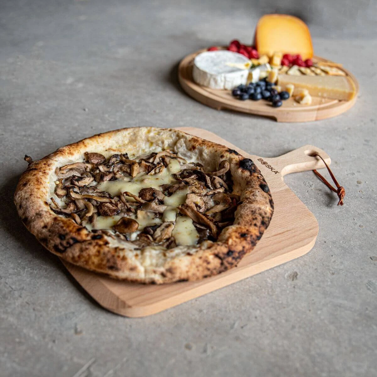 Pelle à Pizza Amigo - Pour Pizza Chaude Et Froide - Manche Court - Hêtre - 30 Cm De Large 3 Pelle à Pizza Amigo - Pour Pizza Chaude Et Froide - Manche Court - Hêtre - 30 Cm De Large – Image 3