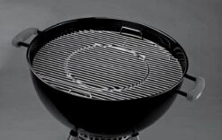 Système De Barbecue - Grille De Gril En Acier Inoxydable Pour Barbecue De 57 Cm + Grille De Cuisson En Fonte. Convient, Entre Autres, à Tous Les Barbecues Avec Bouilloire Weber De 57 Cm -Grill Feu Maison 1200x760 2
