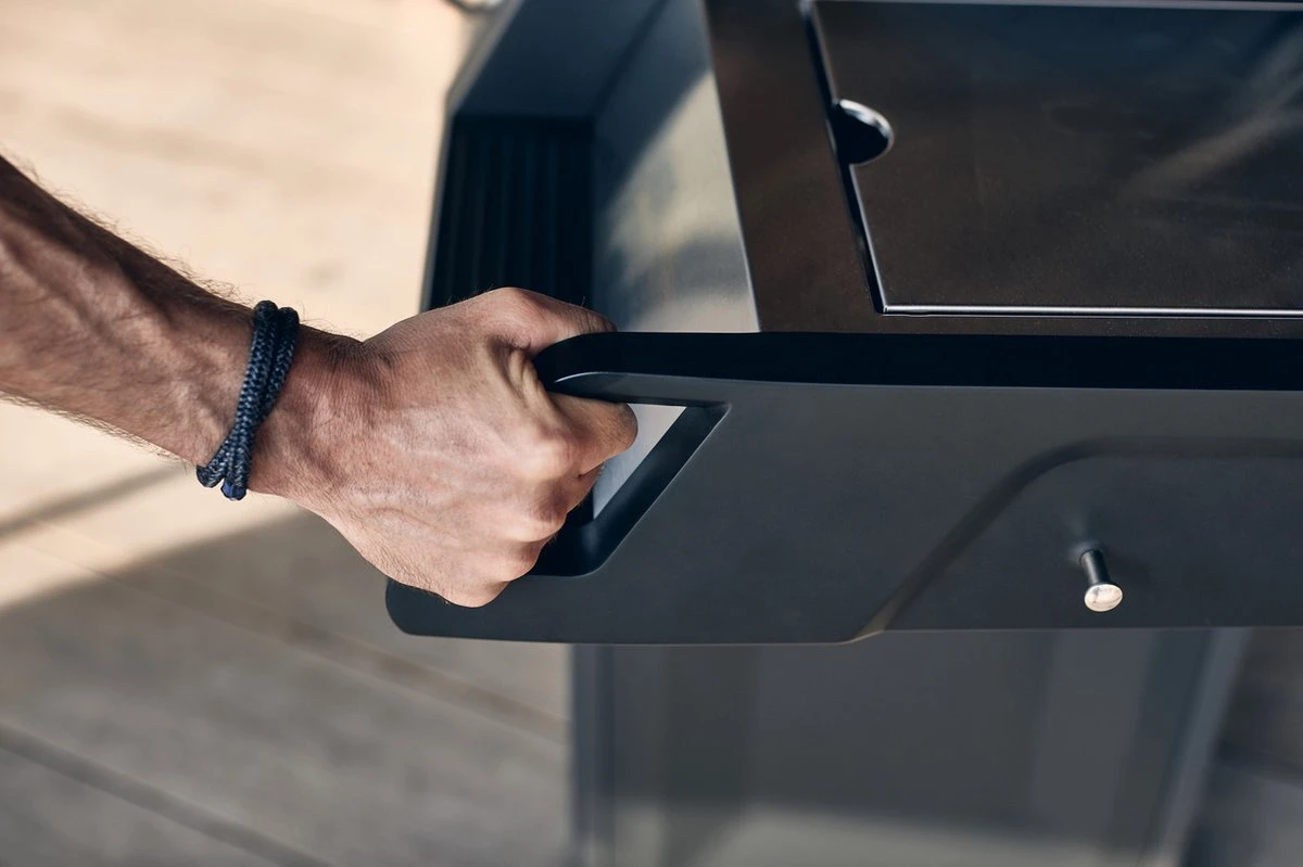 Barbecue à Gaz Enders Monroe Pro 4 SIK Turbo - Backburner- 153.5×58×118.5 Cm - 41 KG - Brûleur Infrarouge - Gaz - Barbecue 9 Barbecue à Gaz Enders Monroe Pro 4 SIK Turbo - Backburner- 153.5×58×118.5 Cm - 41 KG - Brûleur Infrarouge - Gaz - Barbecue – Image 9