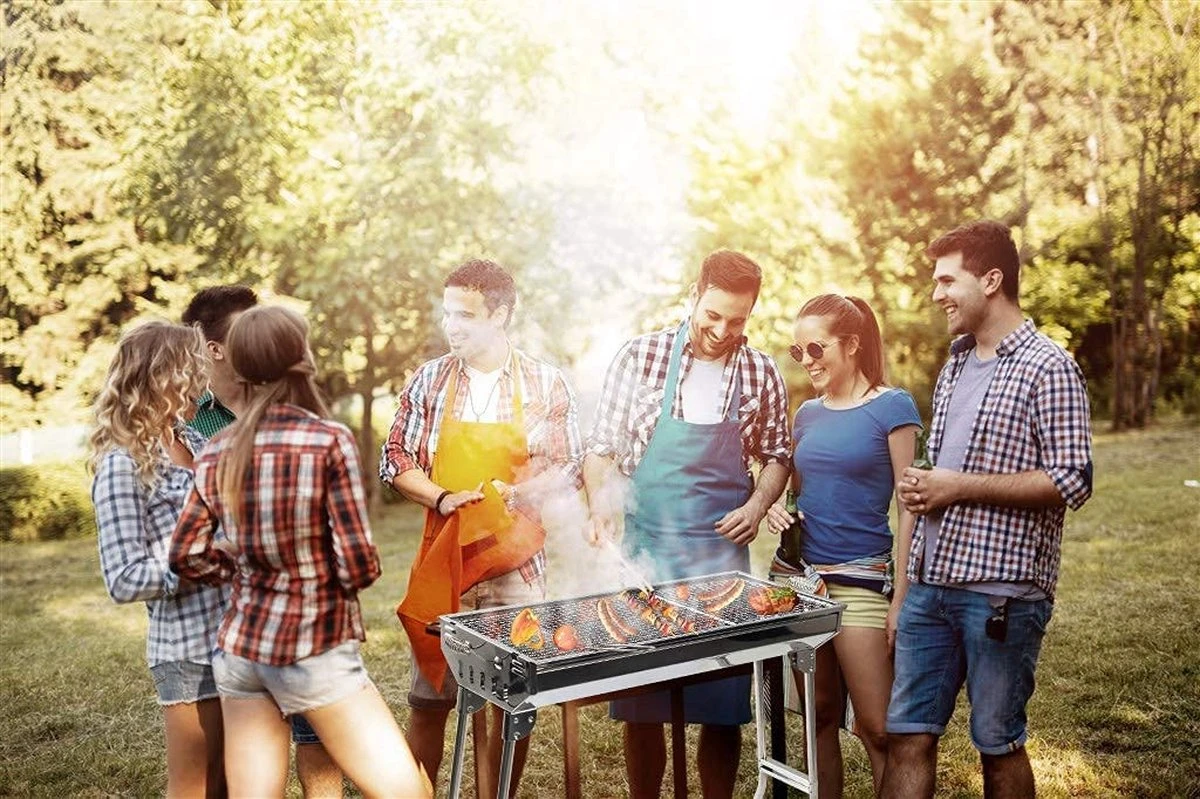 Gril De Carbone D'acier Inoxydable De Requin De Grand-mère, Gril Plein Air Pliable Portatif De Barbecue, Approprié à La Partie De BBQ De 5-10 Personnes 4 Gril De Carbone D'acier Inoxydable De Requin De Grand-mère, Gril Plein Air Pliable Portatif De Barbecue, Approprié à La Partie De BBQ De 5-10 Personnes – Image 4