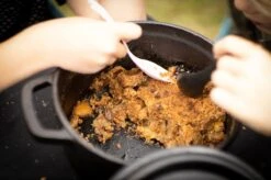 The Windmill Bbq-pan S 2 Litre Fonte 19,5 Cm Noir 3 Pièces -Grill Feu Maison 1200x799 41