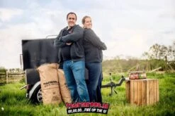 Vuur&Rook South African Premium Lump Charcoal 100% Black Wattle Par Dammers 10 Kg -Grill Feu Maison 1200x800 231