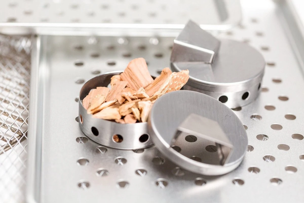 Rosmarino Blacksmith 4-pack Copeaux De Fumée - Pomme - Accessoires BBQ - Bois De Fumage - Snippers De Bois - Barbecue - 4x 500 Grammes 4 Rosmarino Blacksmith 4-pack Copeaux De Fumée - Pomme - Accessoires BBQ - Bois De Fumage - Snippers De Bois - Barbecue - 4x 500 Grammes – Image 4