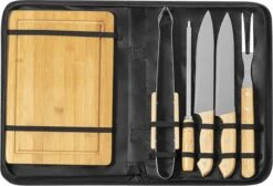 Ensemble De BBQ - Accessoires De BBQ - Outils De BBQ - Pinces à Barbecue - Fourchette - Spatule - Ouvre-bouteille - Planche à Découper - Durable - Bamboe 8 Ensemble De BBQ - Accessoires De BBQ - Outils De BBQ - Pinces à Barbecue - Fourchette - Spatule - Ouvre-bouteille - Planche à Découper - Durable - Bamboe -Grill Feu Maison 1200x817 1
