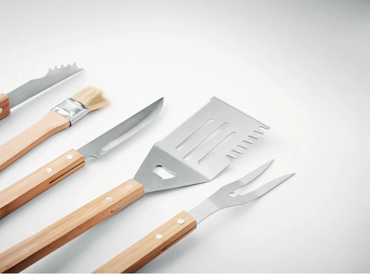 Kitchenhouse - Ensemble Barbecue 5 Pièces - Acier Inoxydable - Poignées En Bois 3 Kitchenhouse - Ensemble Barbecue 5 Pièces - Acier Inoxydable - Poignées En Bois – Image 3