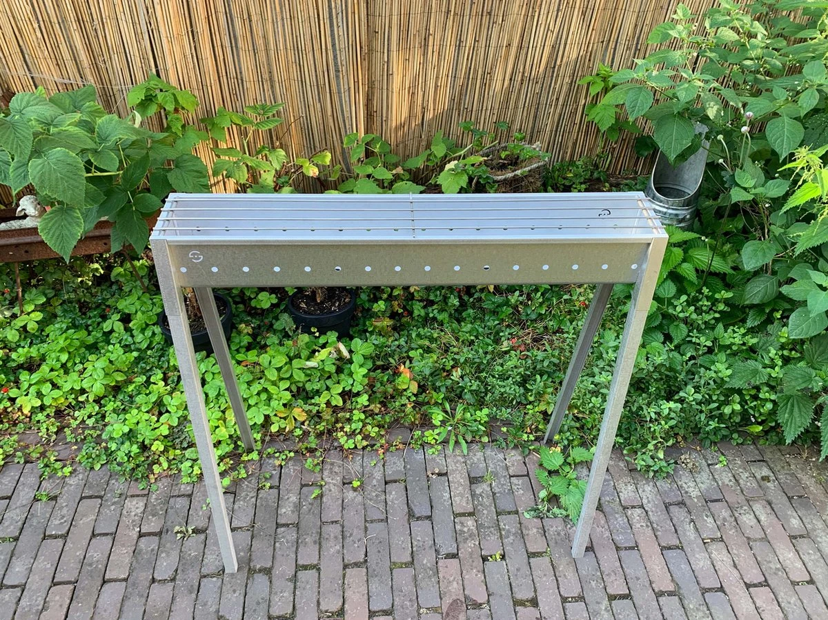 Spiedini Satay BBQ Bali 80 - Barbecue à Charbon Avec Grille Horizontale Pour Satay Ou Autres Brochettes - Longueur 80 Cm, Largeur 11 Cm - Matière : Fer Aluminisé 19 Spiedini Satay BBQ Bali 80 - Barbecue à Charbon Avec Grille Horizontale Pour Satay Ou Autres Brochettes - Longueur 80 Cm, Largeur 11 Cm - Matière : Fer Aluminisé – Image 19