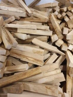 1 Sac De Chêne + 1 Sac De Bois De Hêtre Fumé 15 Kg Par Sac D'environ 22 Cm De Long