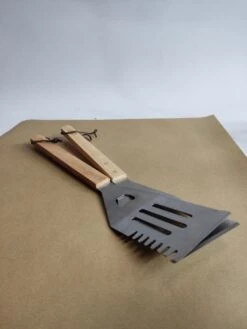 Outils De BBQ - Accessoires De BBQ - Spatule De Barbecue - Fête Des Pères - Cadeau Homme - Barbecue Et