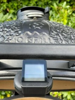 IQ Grills Kamado Classic 21 Pouces Complete Pirate Black - Barbecue - Fumoir - Charbon De Bois De Bois - Surface De Cuisson 46 Cm -Grill Feu Maison 900x1200 2