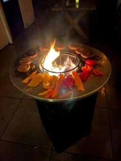 RJRoyal Living Plancha Grill BBQ Amigo Avec Couvercle Et Rangement Bois Brasero Inox Cuisine Exterieure Brasero Pour Exterieur 67x67x95cm -Grill Feu Maison 900x1200 9